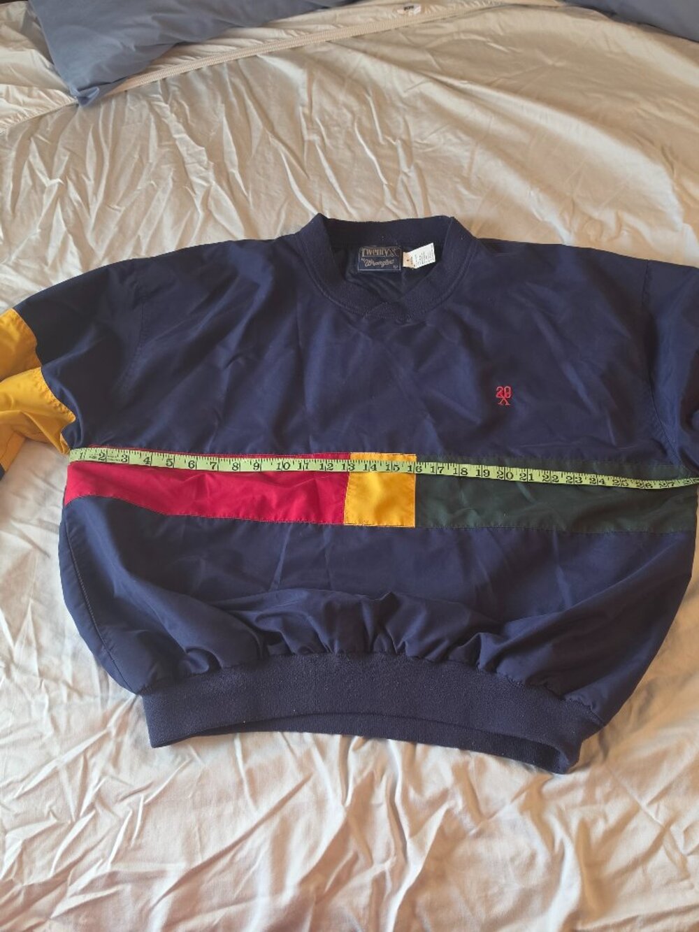 Vintage Blue Wrangler 20x Pullover with Block Colors - XL.